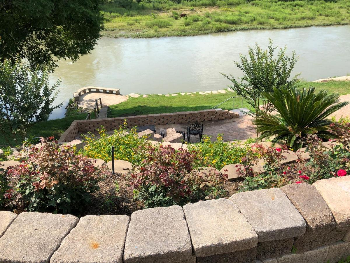 The Perry Riverhouse Bastrop Exterior foto